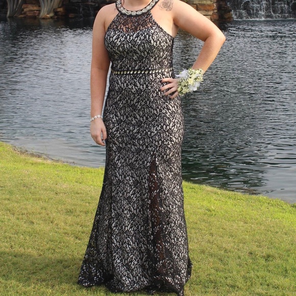 Dresses & Skirts - Prom dress
